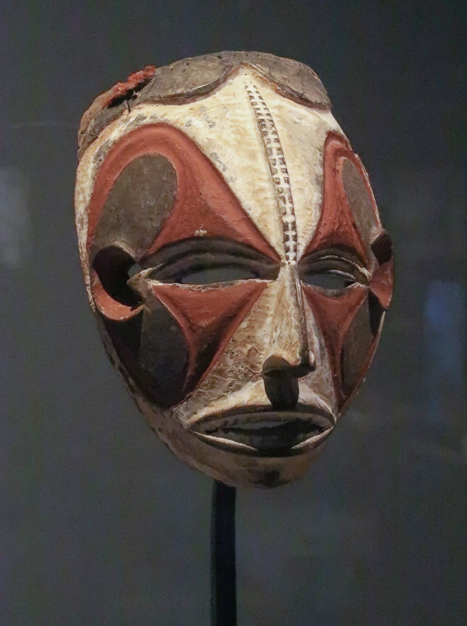 Igbo ceremonial mask, agbogho mmwo